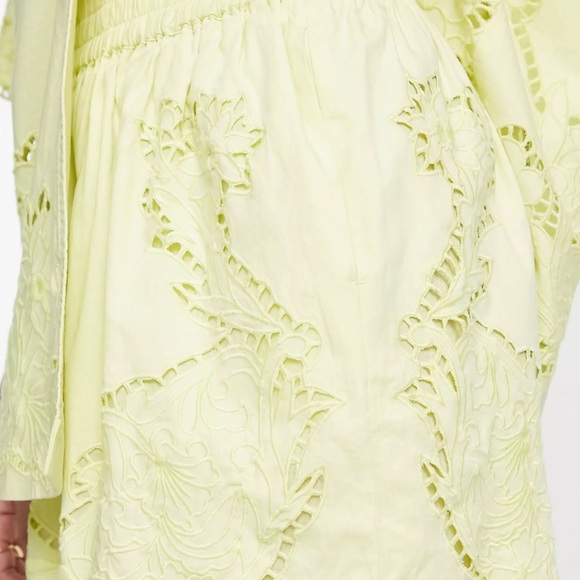 NWT ASOS EDITION CUTWORK EMBROIDERED SHORTS WOMENS SIZE 4 YELLOW - Picture 5 of 6